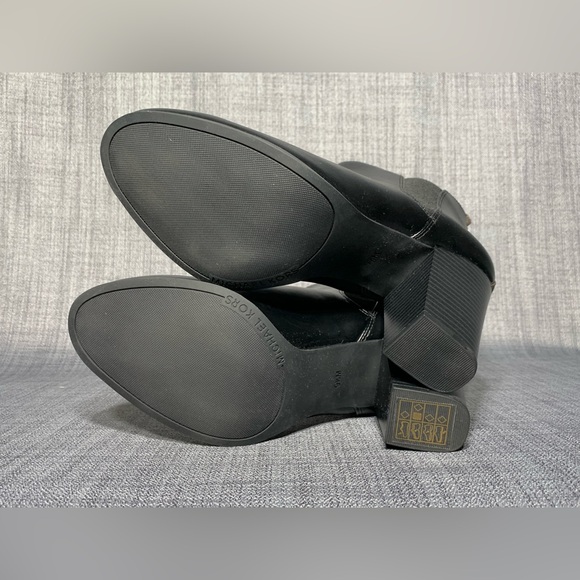 Michael Kors Evaline Almond Toe High Heel Booties Black / Signature Size 9.5 - Picture 6 of 7